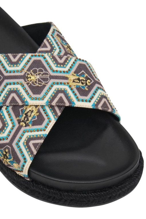 Trendunion.shop0aeeefa8c9 4